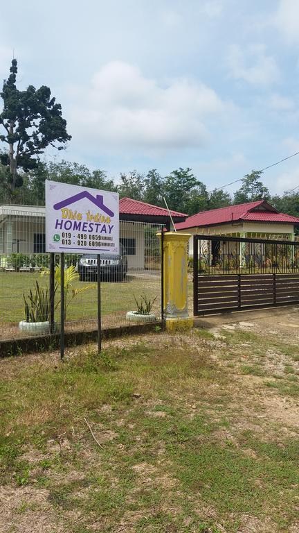 Dhia Irdina Homestay Paya Rewak Eksteriør billede