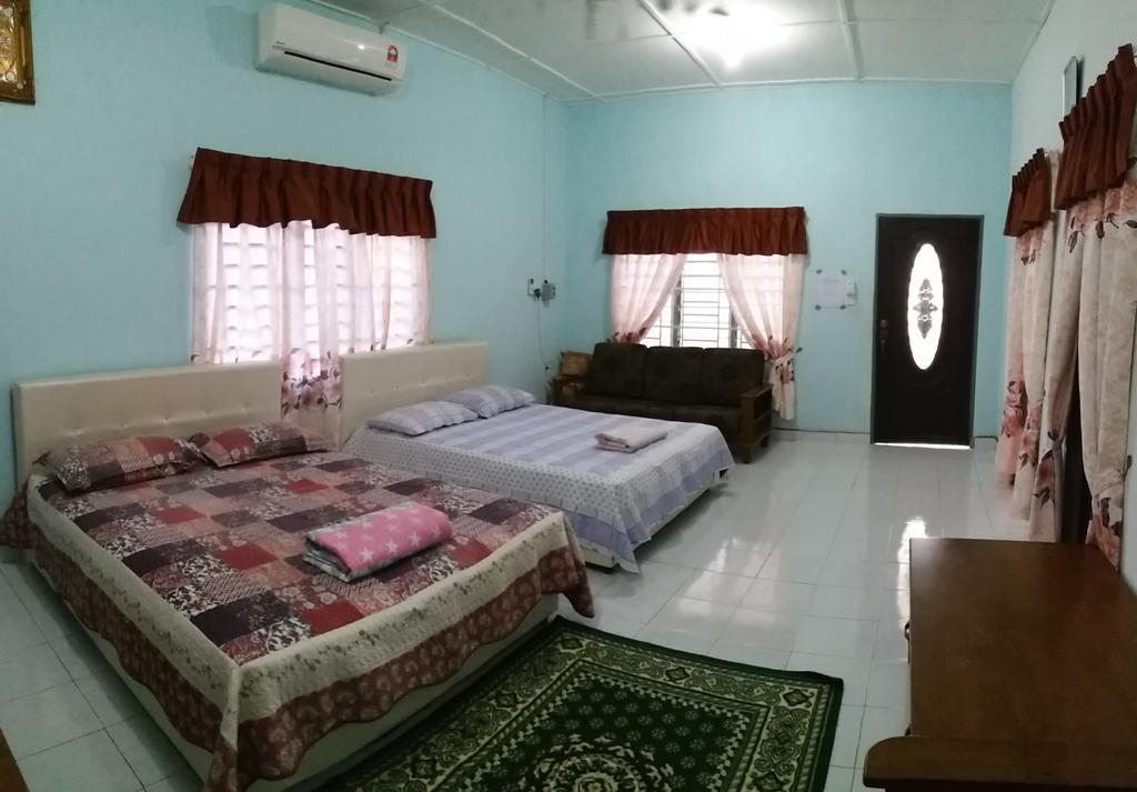 Dhia Irdina Homestay Paya Rewak Eksteriør billede